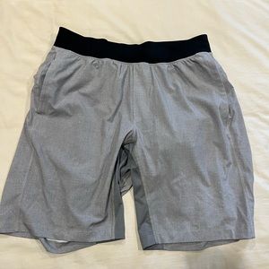 grey lululemon 5” lined shorts